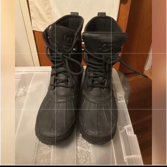 UGG RAIN /WINTER SNOW BOOT SZ 9 - Picture 5 of 10